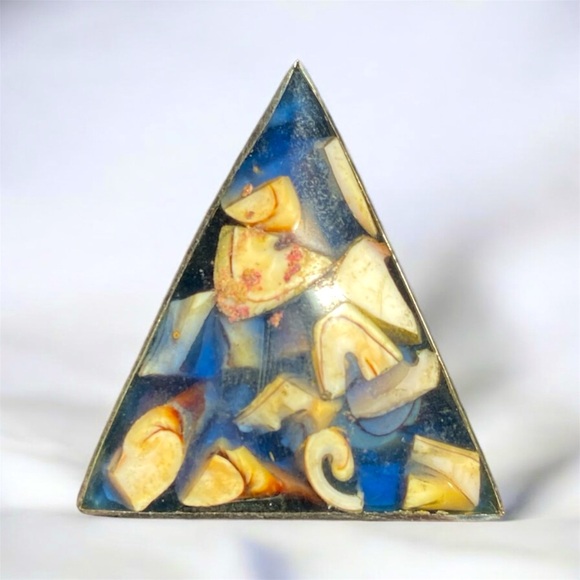 Triangular Abstract Stone Pendant - Picture 1 of 2